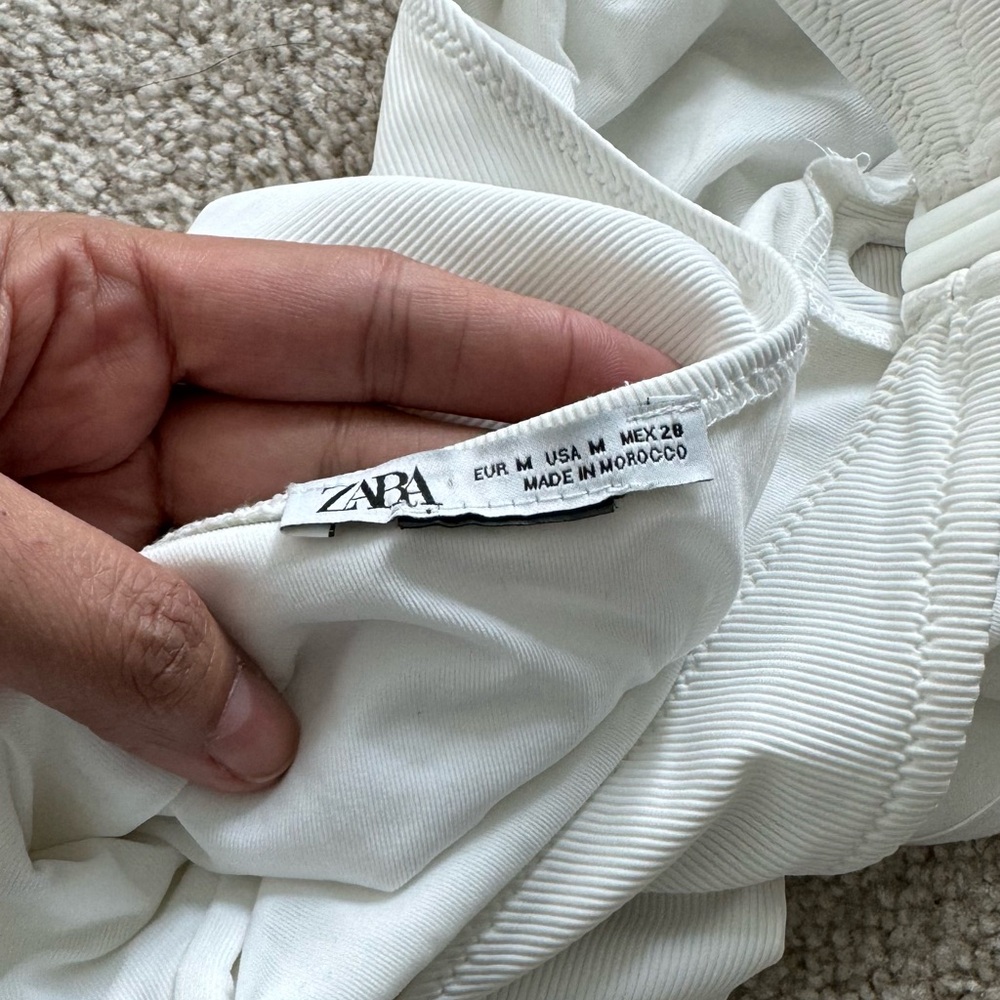 Zara Limited Edition Ruffle Pattern Strapless Bod… - image 2